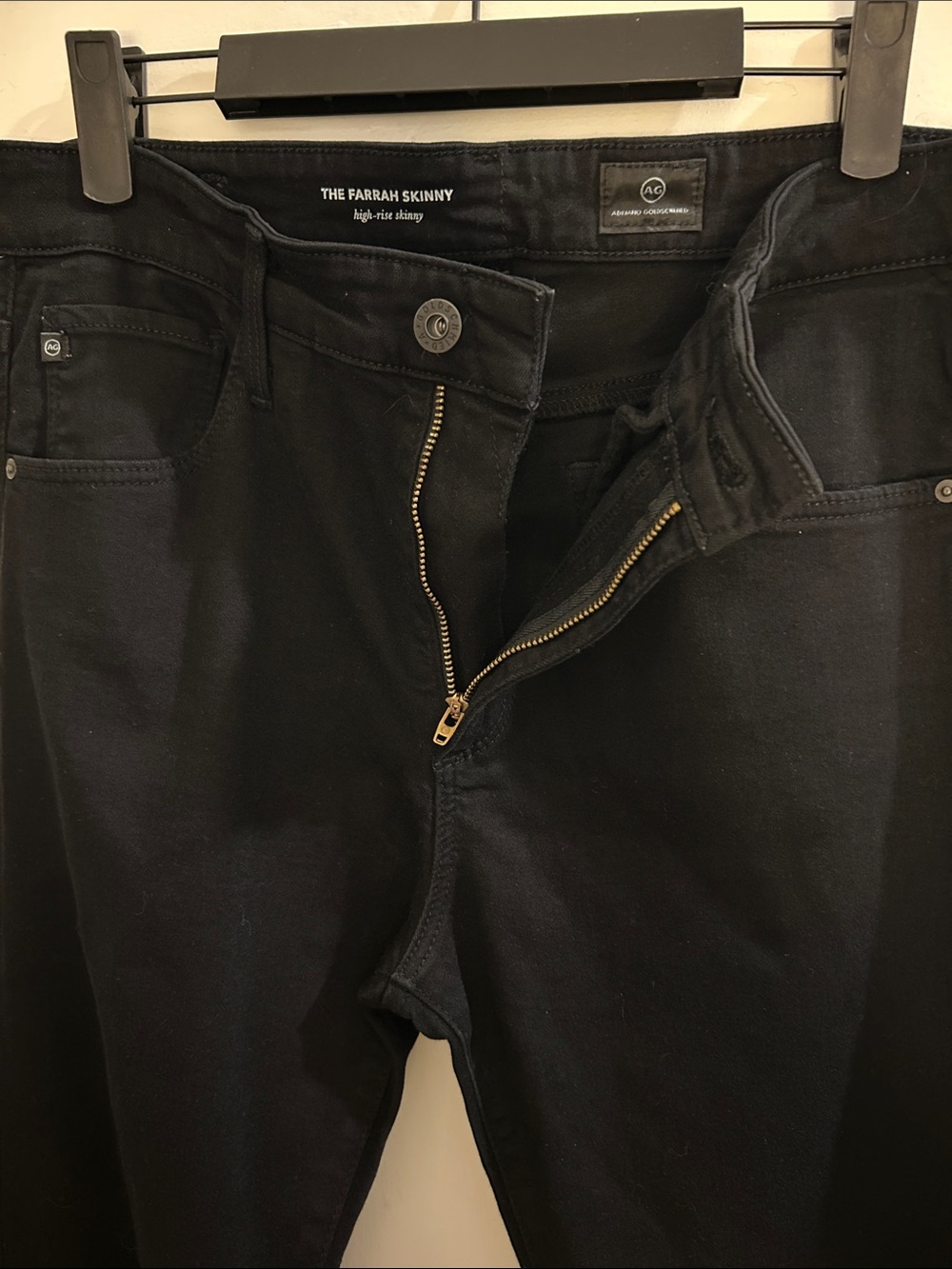 Ag Adriano Goldschmied The Farrah Skinny High-Rise Jeans in Black